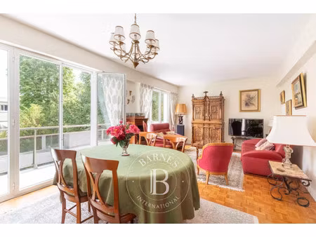 appartement de luxe à vendre dans le quartier place louis xiv