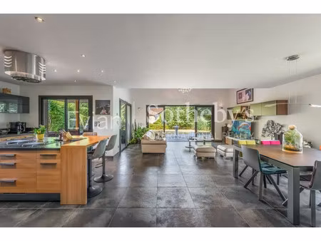 maison de luxe à vendre à maxilly-sur-léman