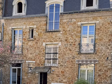 maison de luxe à vendre dans le quartier les arcades