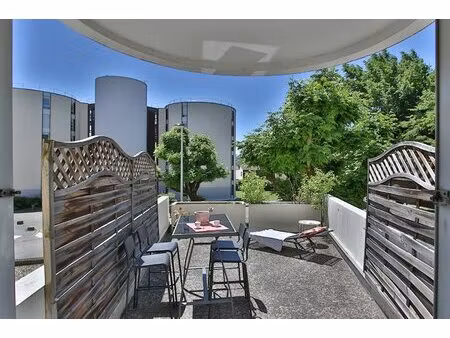 appartement 2 p+c terrasse ascenseur