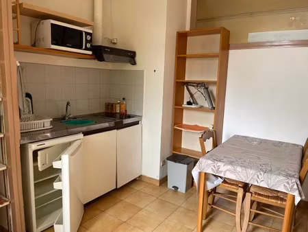 location meublée appartement 1 pièce 18 m² à venissieux (69200)  600 €