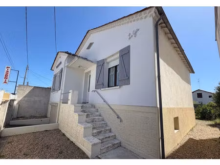 maison de ville rénovée avec jardin à bergerac !