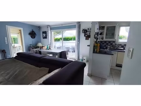 maison de plain-pied – 167 m² – piscine avec abri haut – dpe b – panneaux solaires – 3 596
