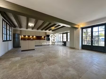 maison mitoyenne entièrement rénovée
