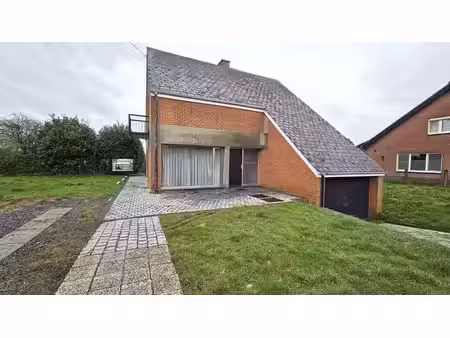 sous option - plus de visite - villa d'architecte à rénover