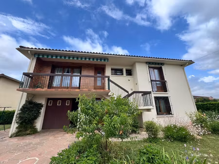 maison individuelle t5 avec garage et jardin