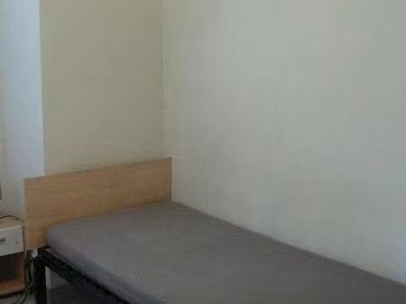 location appartement t1 meublé à versailles (78000) : à louer t1 meublé / 12m² versailles
