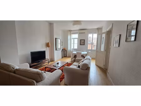 place dupuy - appartement type 3 de charme