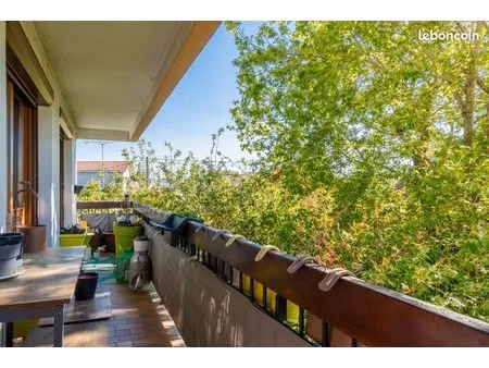 appartement 5 pièces avec balcon proche gare de chelles