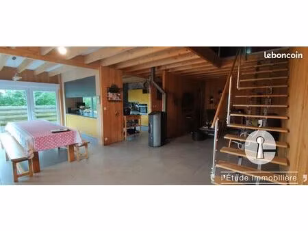 maison 8 pièces 220 m²