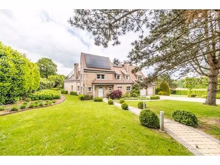 villa à vendre avec garage et terrasse   lasne (vbe35397)