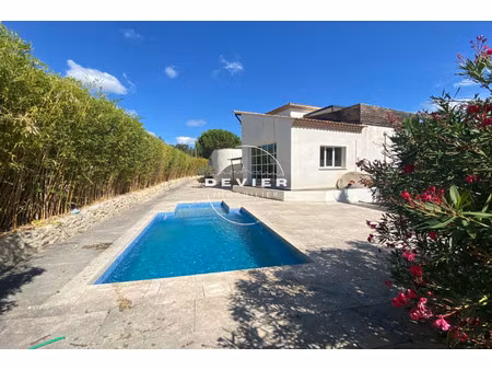 villa de luxe à vendre à sommières