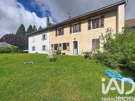 immeuble 260 m² morbier
