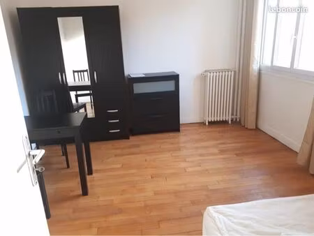 studio bien équipé