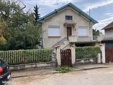 maison de 135 m2 fort potentiel au calme dans une impasse