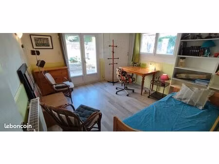 location chambre étudiant(e) meublée