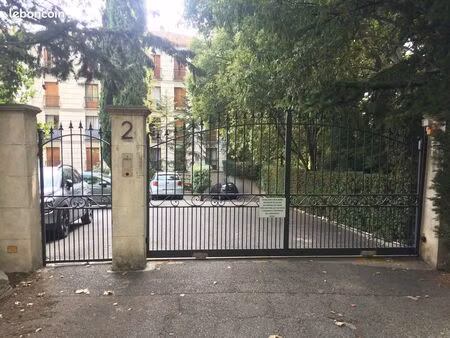 loue box à aix en provence