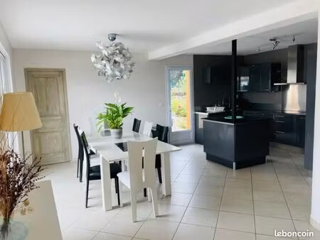 maison 5 pièces 101 m²