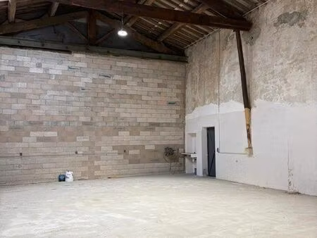 local stockage ou atelier