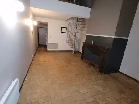 t2 duplex centre-ville beaumont de lomagne