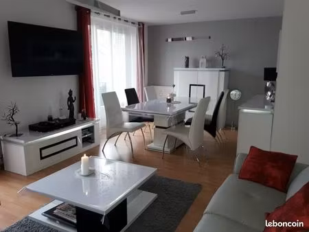 appartement-3 pièces -74m2 meublé