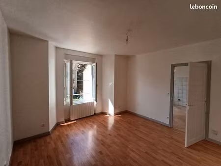loue appartement f2