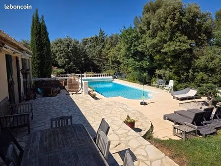 location meublée – maison 130 m² avec piscine et grand jardin – saint-maximin-la-sainte-ba