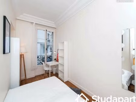 chambre 1 pièce 11 m²