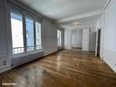 appartement 4 pièces - hyper centre de reims