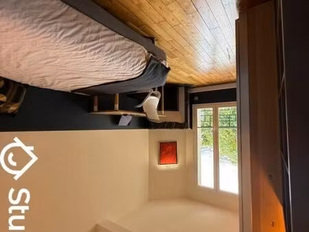 chambre 1 pièce 12 m²