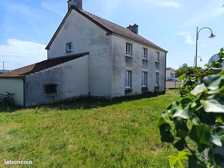 une maison de 150 m² composée de 7 pièces
