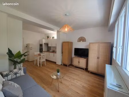 location studio meublée