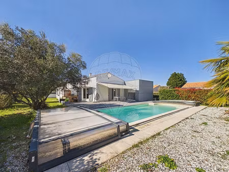 maison de luxe à vendre à les mathes