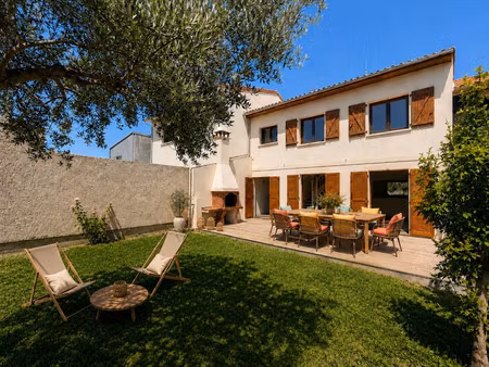 maison de luxe à vendre dans le quartier jean-jaures-ravezie