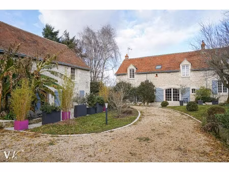 maison de luxe à vendre à verneuil-le-château