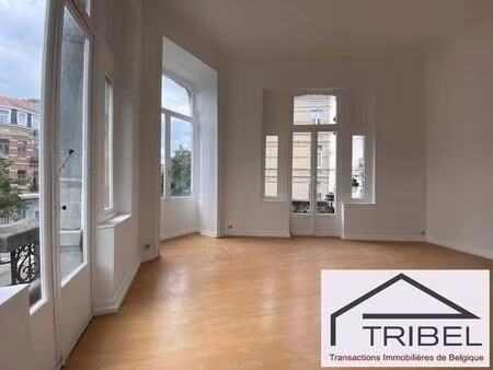 appartement à louer à rue du magistrat 52-54 ixelles (vbe35707)