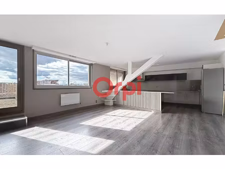 appartement vichy 108.34 m² t-3 à vendre  140 000 €