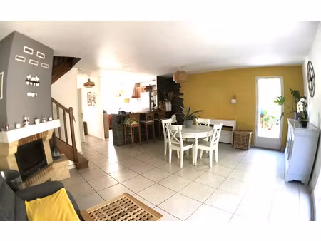 maison marseille 11 88.19 m² t-3 à vendre  439 000 €