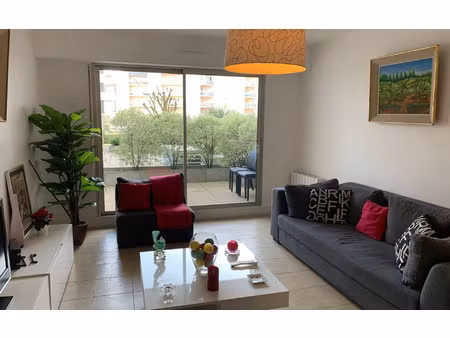 location appartement  m² t-3 à le pouliguen  919 €