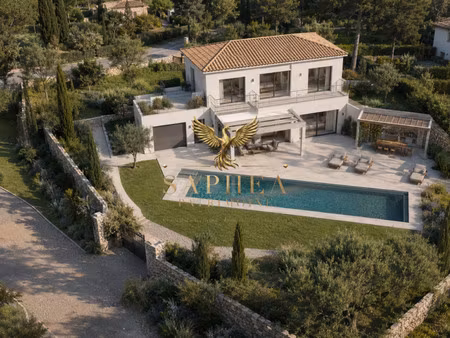 maison de luxe à vendre à la cadière-d'azur