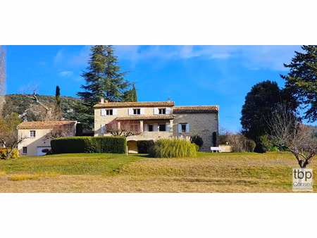 maison de luxe à vendre à sault