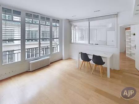 lot de 4 bureaux avec 3 entrées indépendantes