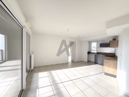 rare chassieu t2 48m2 terrasse 13m2