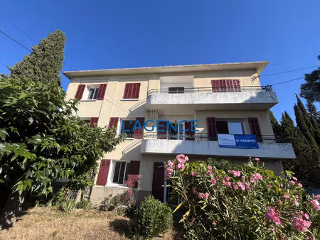 appartement 5 pièces de 112m2 avec terrasse  jardin et stati