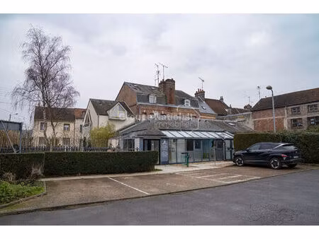 immeuble beauvais 10 pièce(s) 214.24 m2