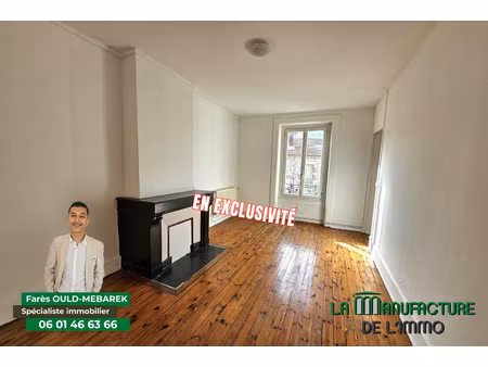 appartement de caractère de type t3 de 65 06 m2 carrez - pro