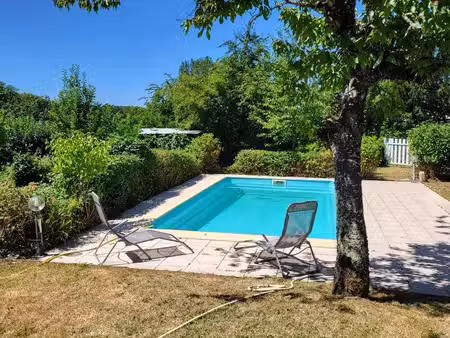 maison en pierre de 6 pièces principales