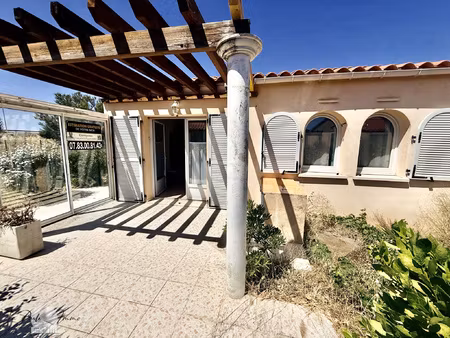 exclusivité villa t2 meublée de plain-pied en front de mer