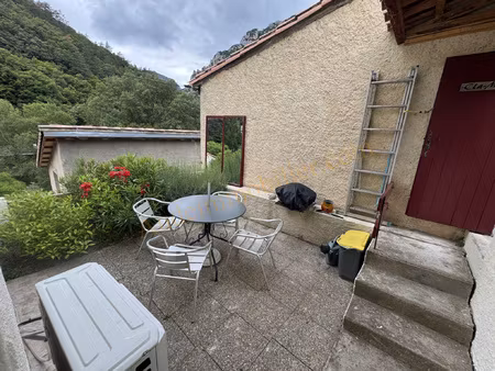 charmante maison de village avec terrasse et cave