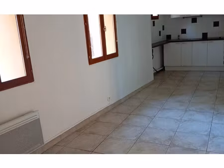 location appartement  m² t-2 à la farlède  638 €